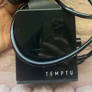 Temptu Air Compressor